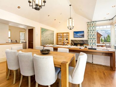 The Ultimate Accommodation Exceptional Interior Posh !